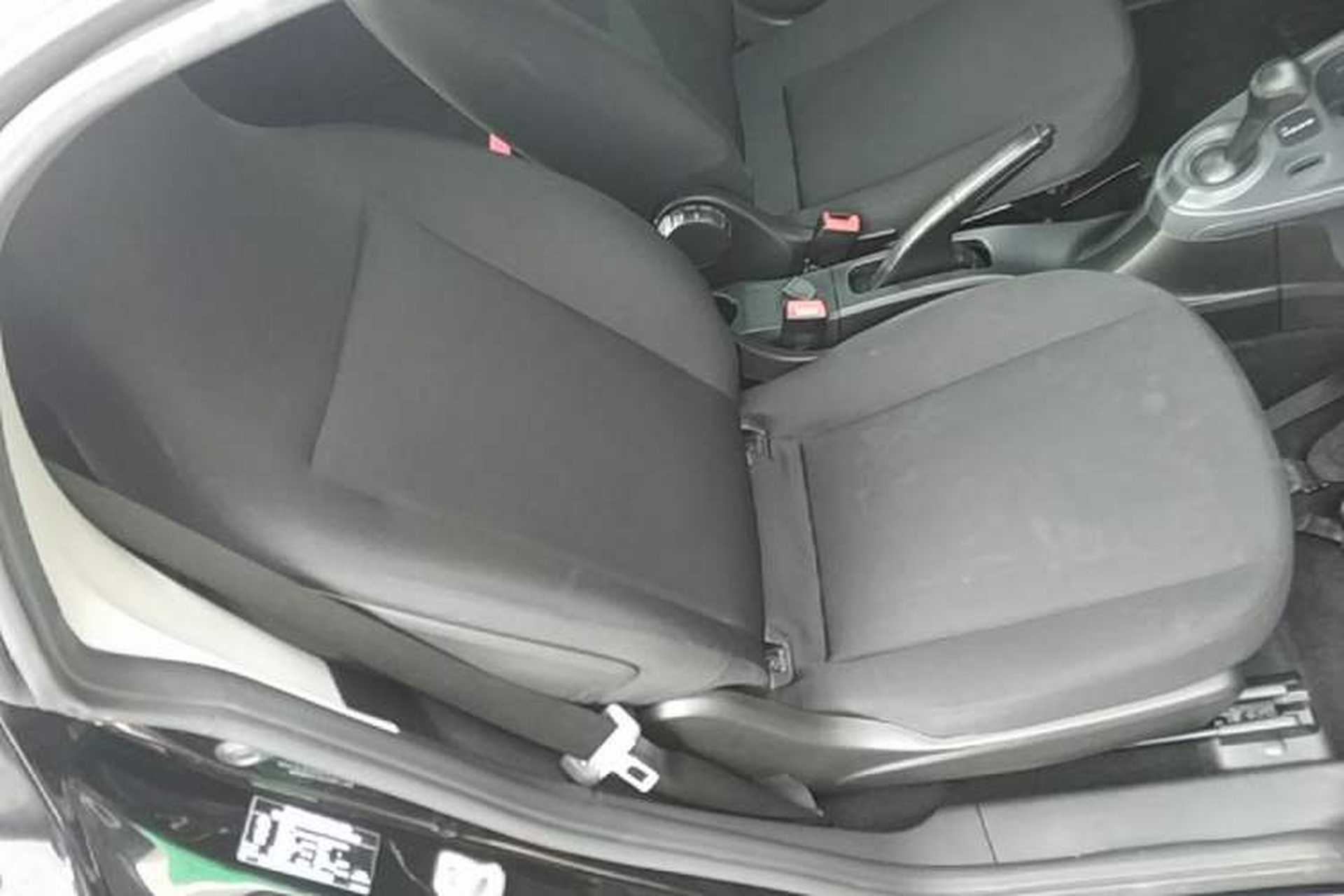 Used smart fortwo 2018 1.0L 52kW Hardtop Dynamic Version China V Right Front Seat