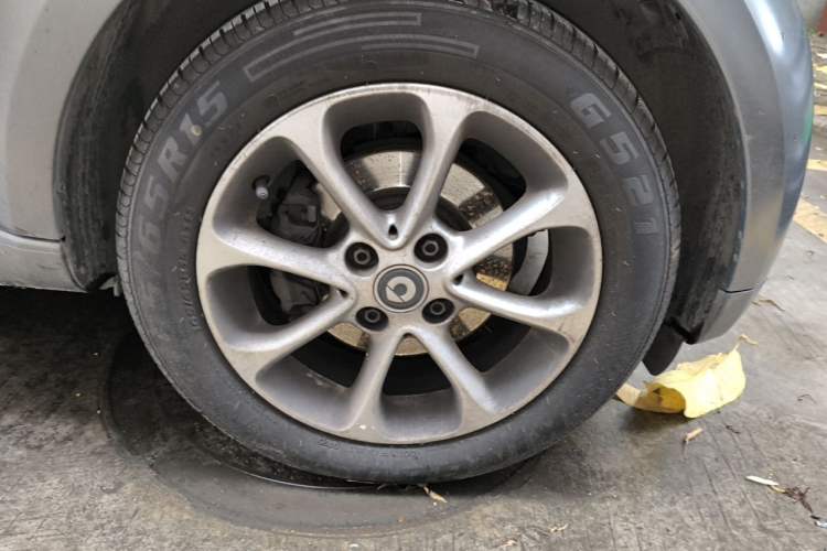 Used smart fortwo 2018 1.0L 52kW Hardtop Dynamic Version China V Right Front Wheel Hub