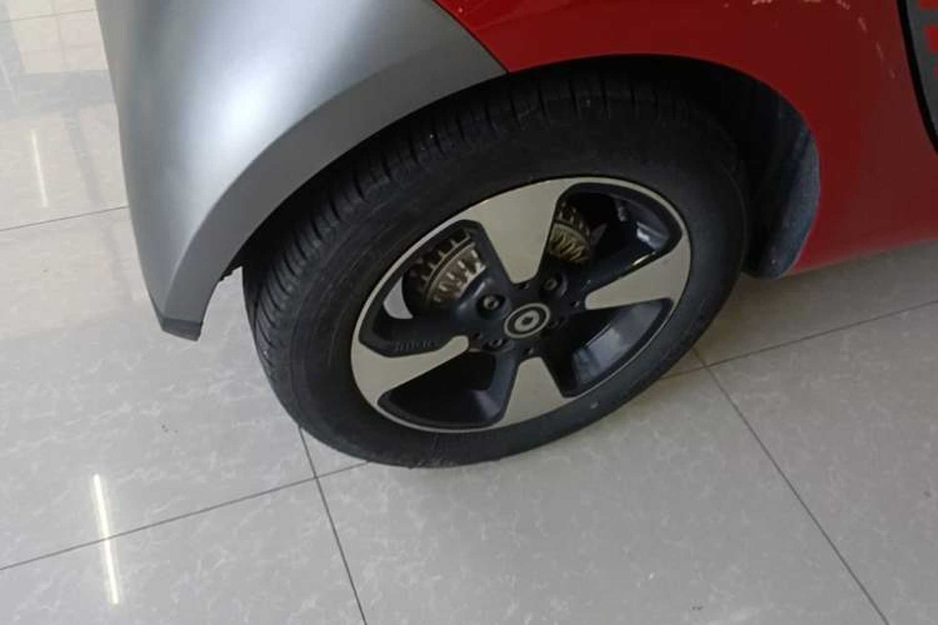 Used smart fortwo 2018 1.0L 52kW Hardtop Passion Edition China V Standard Right Rear Wheel Hub