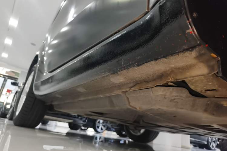 Used smart fortwo 2018 1.0L 52kW Hardtop Dynamic Version China V Right Side Sill