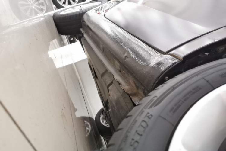 Used smart fortwo 2018 1.0L 52kW Hardtop Dynamic Version China V Right Side Sill
