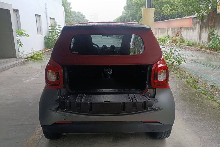 Used smart fortwo 2018 1.0L 52kW Convertible Passion Edition China V Standard Trunk