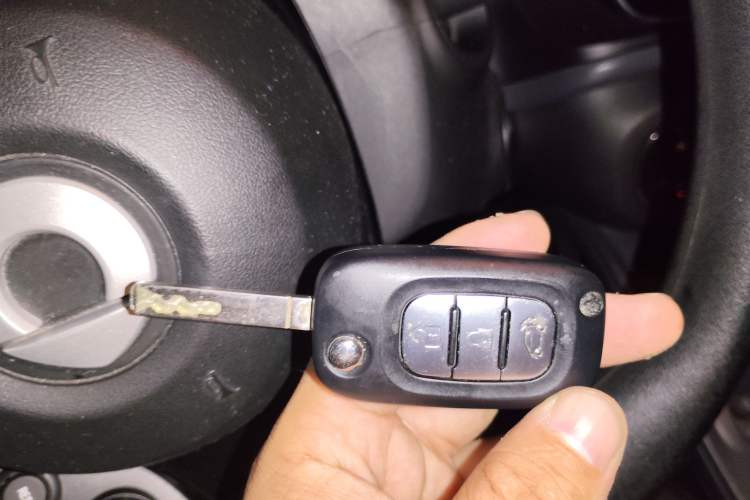 Used smart fortwo 2018 1.0L 52kW Hardtop Dynamic Version China V Vehicle Key