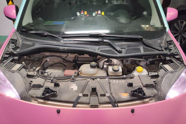 Used smart fortwo 2018 1.0L 52 kW Yaojin Special Edition China V Standard Engine Bay