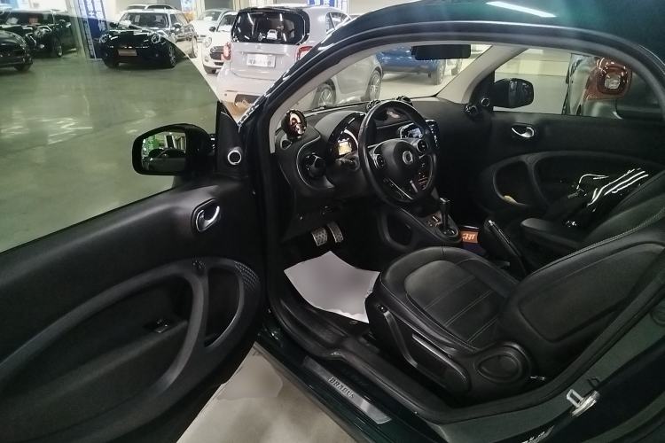Used smart fortwo 2018 0.9T 66 kW Flowing Green Special Edition China V Standard Driver Seat