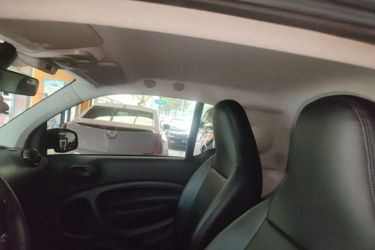 Used smart fortwo 2018 1.0L 52kW Hardtop Dynamic Version China V Headliner