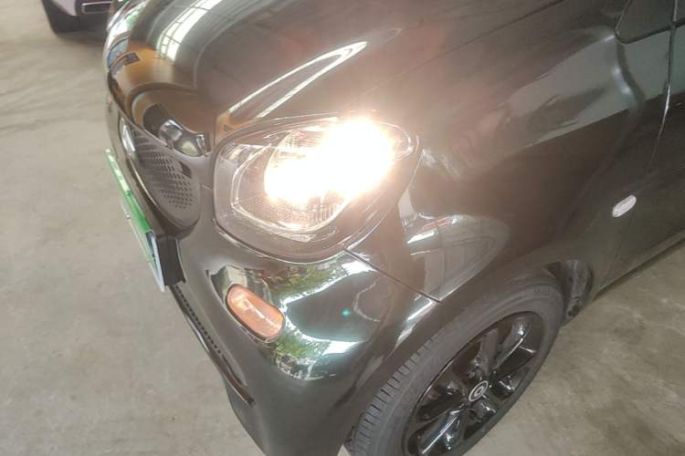 Used smart fortwo 2018 1.0L 52kW Hardtop Dynamic Version China V Left Front Headlight