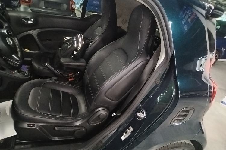 Used smart fortwo 2018 0.9T 66 kW Flowing Green Special Edition China V Standard Left Front Seat