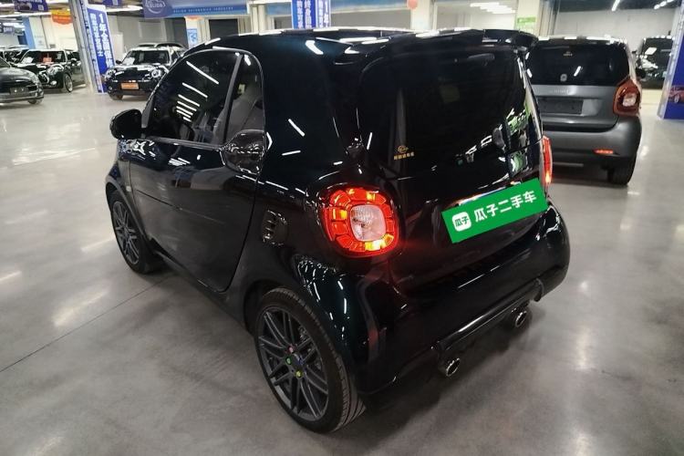 Used smart fortwo 2018 0.9T 66 kW Flowing Green Special Edition China V Standard Rear Left 45 Deg