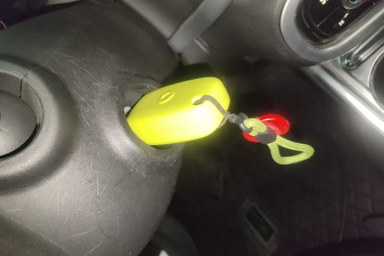 Used smart fortwo 2018 1.0L 52kW Hardtop Dynamic Version China V Vehicle Key