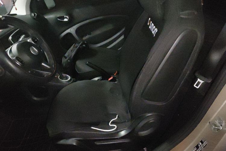 Used smart fortwo 2018 1.0L 52 kW Yaojin Special Edition China V Standard Left Rear Seat
