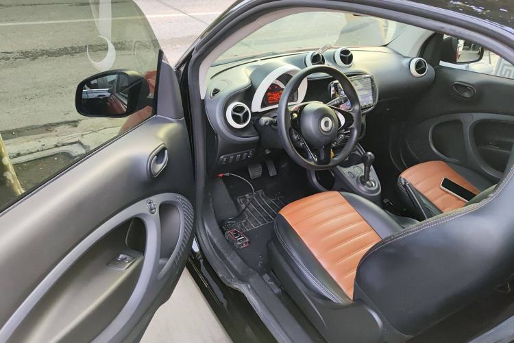 Used smart fortwo 2018 1.0L 52kW Hardtop Dynamic Version China V Driver Seat
