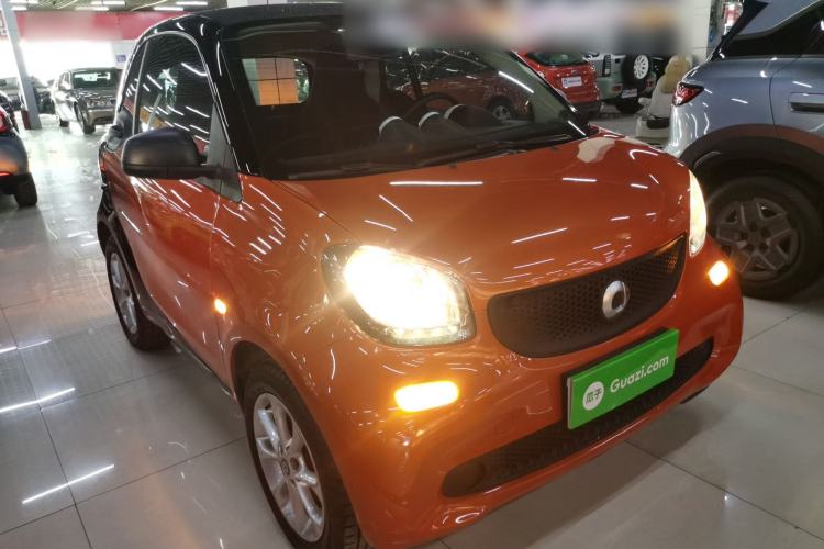 Used smart fortwo 2018 1.0L 52kW Hardtop Dynamic Version China V Exterior 1
