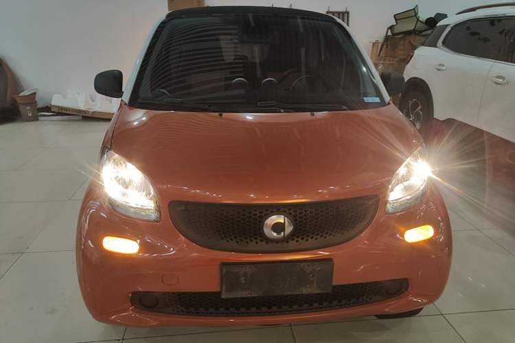 Used smart fortwo 2018 1.0L 52kW Hardtop Dynamic Version China V Front