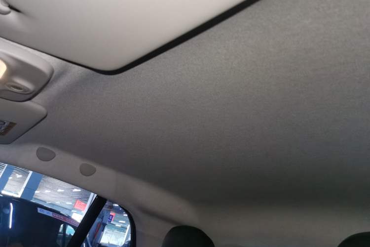 Used smart fortwo 2018 1.0L 52kW Hardtop Dynamic Version China V Headliner