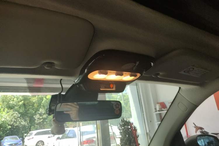 Used smart fortwo 2018 1.0L 52kW Hardtop Passion Edition China V Standard Headliner