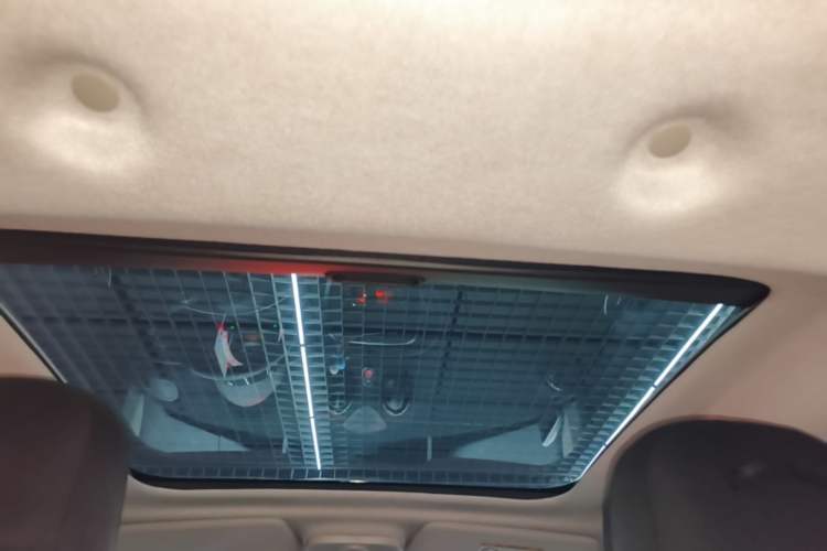 Used smart fortwo 2018 1.0L 52kW Hardtop Passion Edition China V Standard Headliner
