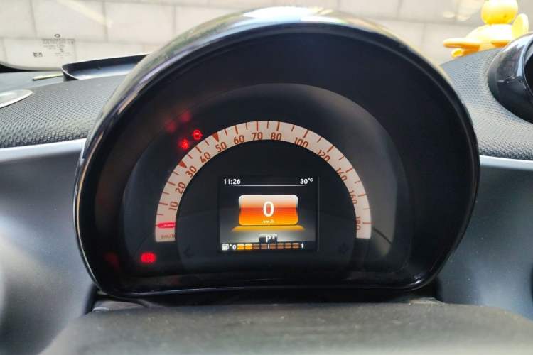 Used smart fortwo 2018 1.0L 52kW Hardtop Passion Edition China V Standard Instrument Cluster