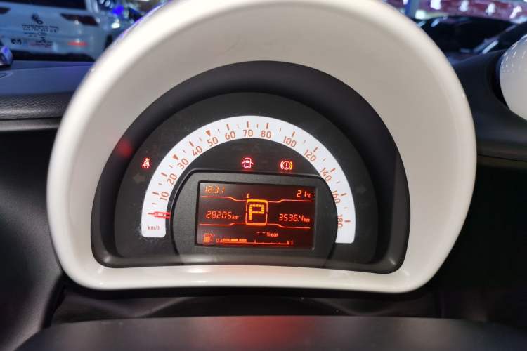 Used smart fortwo 2018 1.0L 52kW Hardtop Dynamic Version China V Instrument Cluster