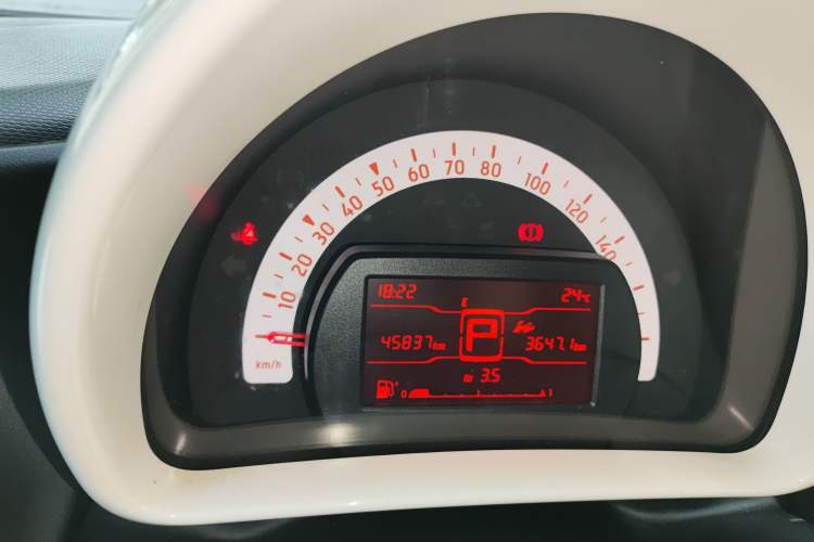 Used smart fortwo 2018 1.0L 52kW Hardtop Dynamic Version China V Instrument Cluster