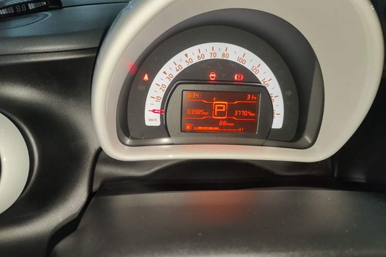 Used smart fortwo 2018 1.0L 52kW Hardtop Dynamic Version China V Instrument Cluster