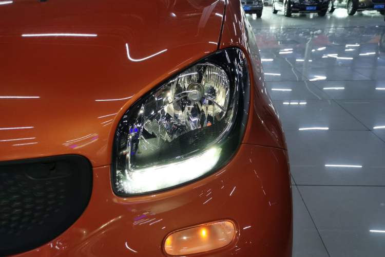 Used smart fortwo 2018 1.0L 52kW Hardtop Dynamic Version China V Left Front Headlight