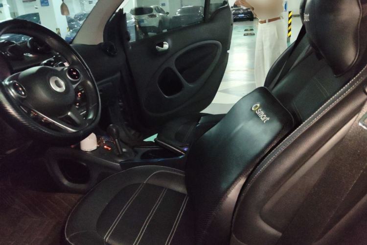 Used smart fortwo 2018 0.9T 66kW Hardtop Pioneer Edition China V Emission Standard Left Front Seat