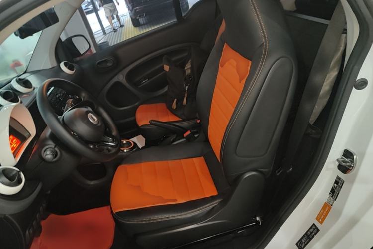 Used smart fortwo 2018 1.0L 52kW Hardtop Dynamic Version China V Left Front Seat