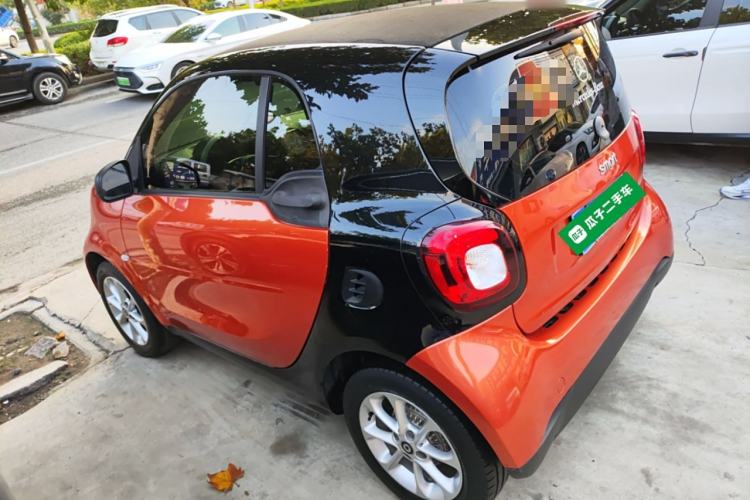 Used smart fortwo 2018 1.0L 52kW Hardtop Dynamic Version China V Left Side