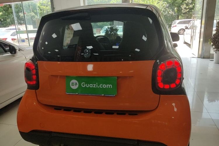 Used smart fortwo 2018 1.0L 52kW Hardtop Passion Edition China V Standard Rear