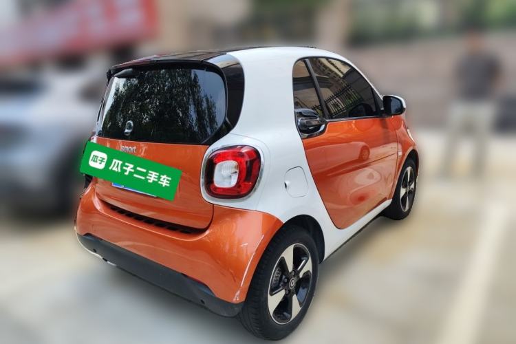 Used smart fortwo 2018 1.0L 52kW Hardtop Passion Edition China V Standard Rear Right 45 Deg