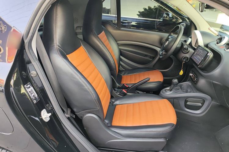 Used smart fortwo 2018 1.0L 52kW Hardtop Dynamic Version China V Right Front Seat