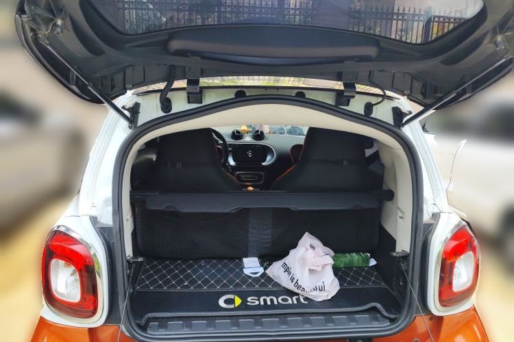 Used smart fortwo 2018 1.0L 52kW Hardtop Passion Edition China V Standard Trunk