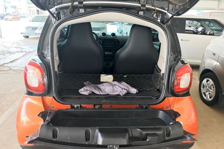 Used smart fortwo 2018 1.0L 52kW Hardtop Dynamic Version China V Trunk