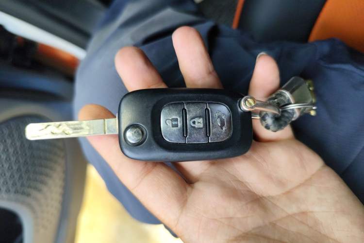 Used smart fortwo 2018 1.0L 52kW Hardtop Passion Edition China V Standard Vehicle Key