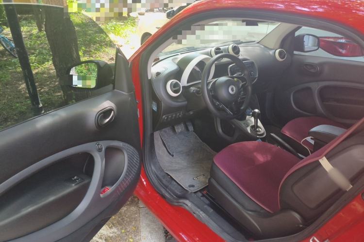 Used smart fortwo 2018 1.0L 52kW Hardtop Dynamic Version China V Driver Seat