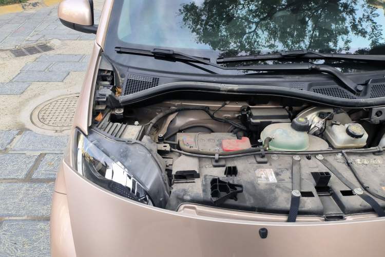 Used smart fortwo 2018 1.0L 52 kW Yaojin Special Edition China V Standard Engine Bay Right
