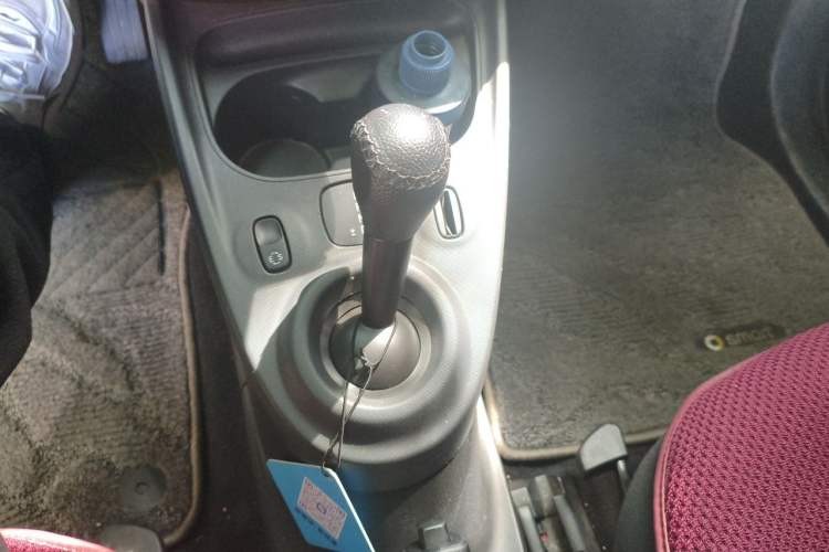 Used smart fortwo 2018 1.0L 52kW Hardtop Dynamic Version China V Gear Lever