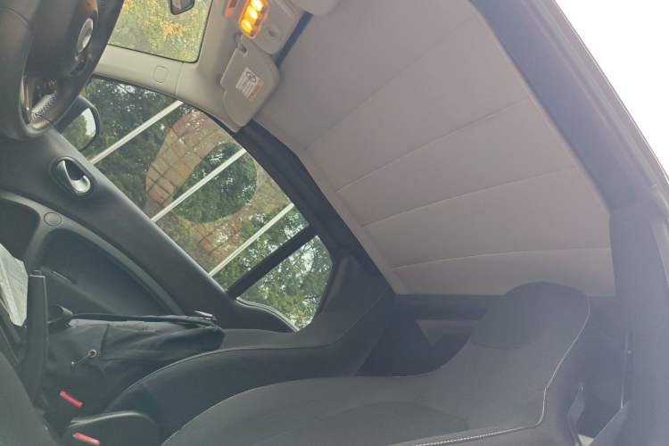 Used smart fortwo 2018 1.0L 52kW Convertible Passion Edition China V Standard Headliner