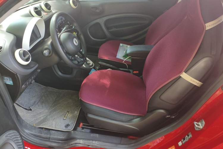 Used smart fortwo 2018 1.0L 52kW Hardtop Dynamic Version China V Left Front Seat