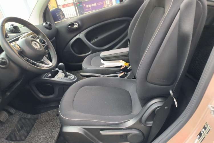 Used smart fortwo 2018 1.0L 52 kW Yaojin Special Edition China V Standard Left Rear Seat