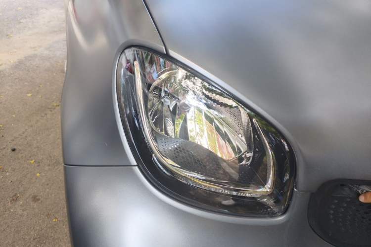 Used smart fortwo 2018 1.0L 52kW Hardtop Dynamic Version China V Right Front Headlight