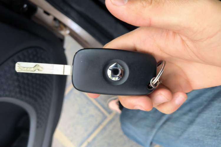 Used smart fortwo 2018 1.0L 52 kW Yaojin Special Edition China V Standard Vehicle Key