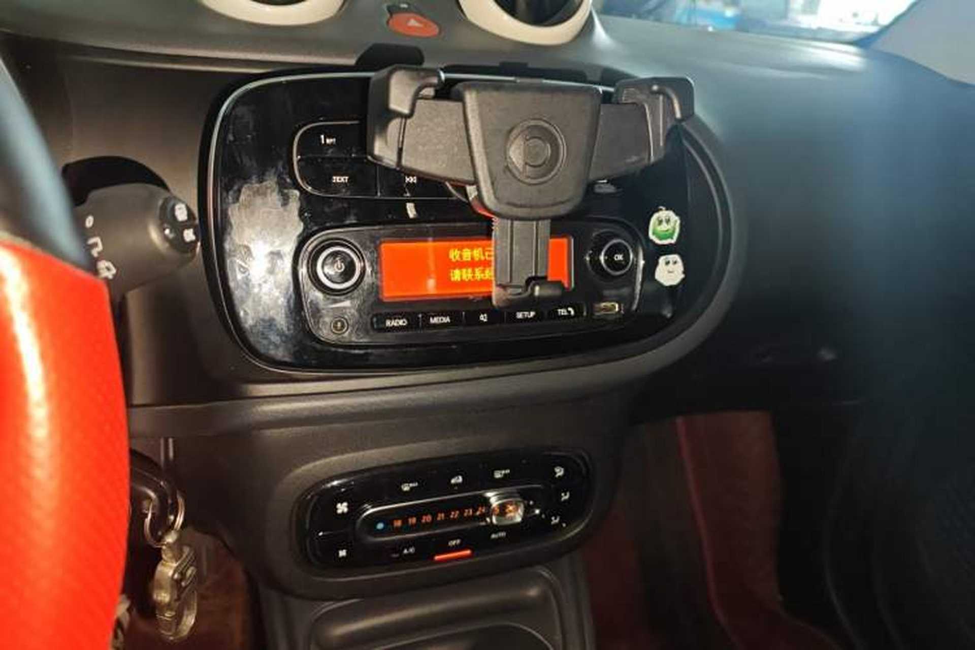 Used smart fortwo 2018 1.0L 52kW Hardtop Dynamic Version China V Audio And AC Panel