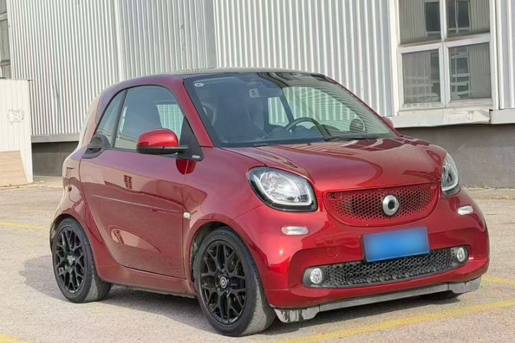 Used smart fortwo 2018 1.0L 52 kW 20th Anniversary Special Edition China V Exterior 1