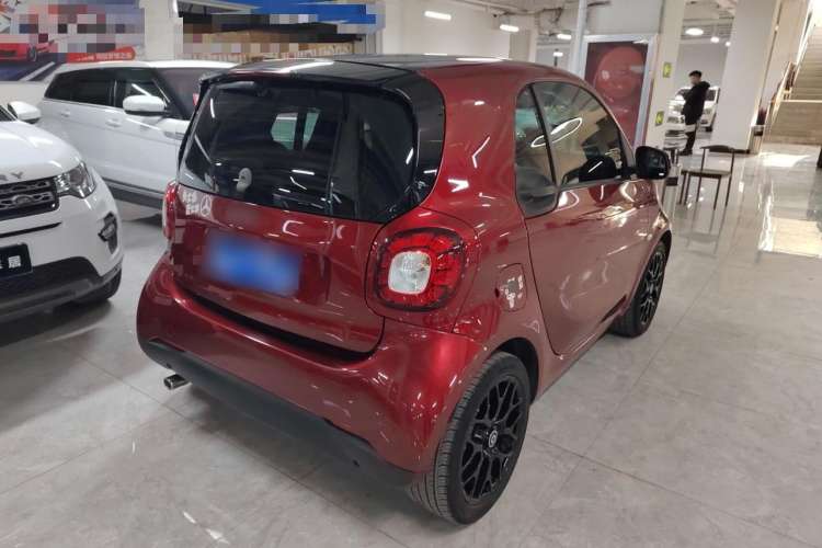 Used smart fortwo 2018 1.0L 52 kW 20th Anniversary Special Edition China V Exterior 3
