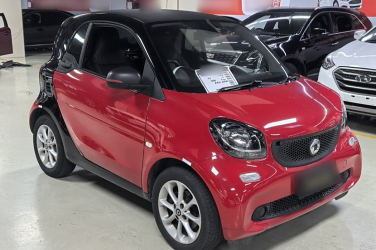 Used smart fortwo 2018 1.0L 52kW Hardtop Dynamic Version China V Exterior 4