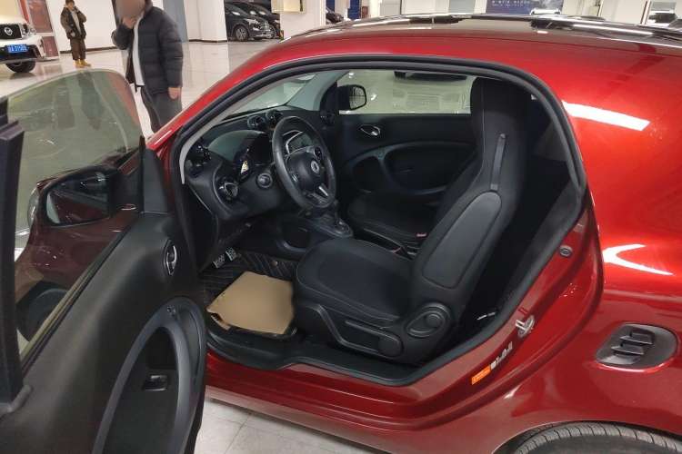 Used smart fortwo 2018 1.0L 52 kW 20th Anniversary Special Edition China V Exterior 6