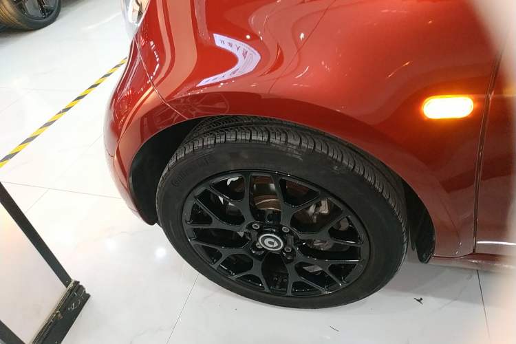 Used smart fortwo 2018 1.0L 52 kW 20th Anniversary Special Edition China V Exterior 7