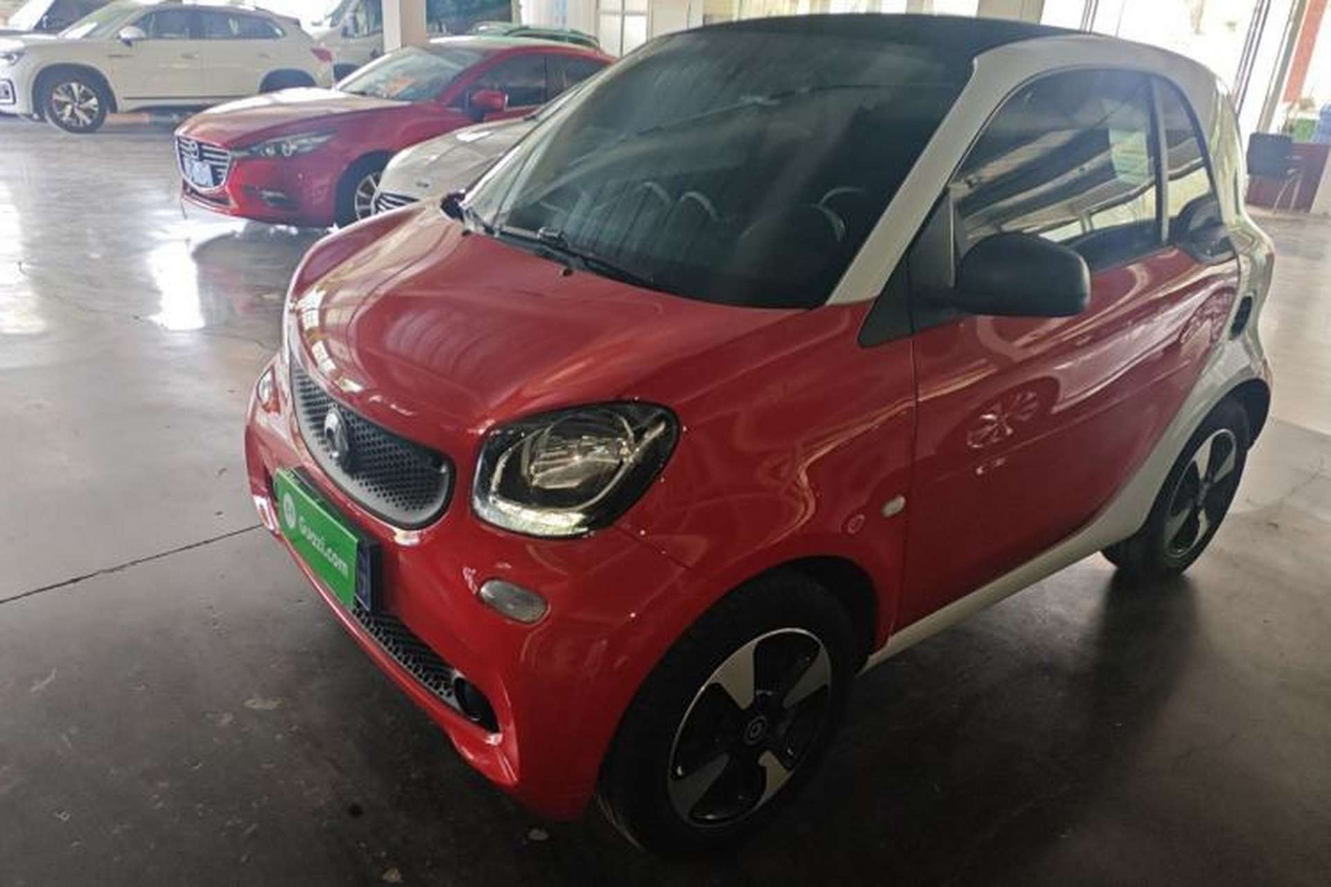 Used smart fortwo 2018 1.0L 52kW Hardtop Dynamic Version China V Front Left 45 Deg